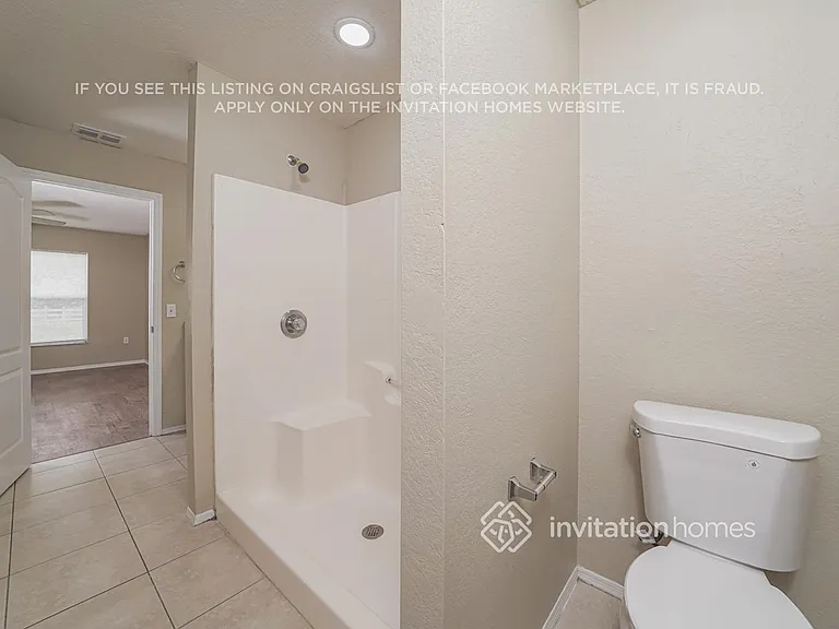 7988 Oak Run Cir — Photo 11