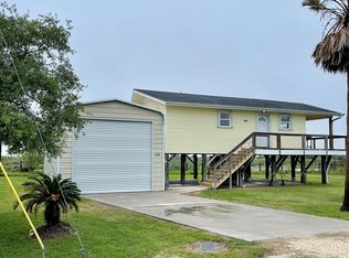 568 Mesquite Tree Loop, Rockport, TX 78382