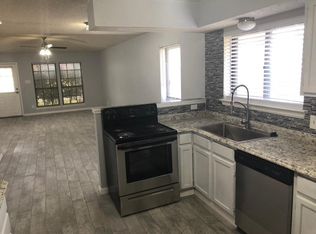 909 Westover Dr, Lancaster, TX 75134