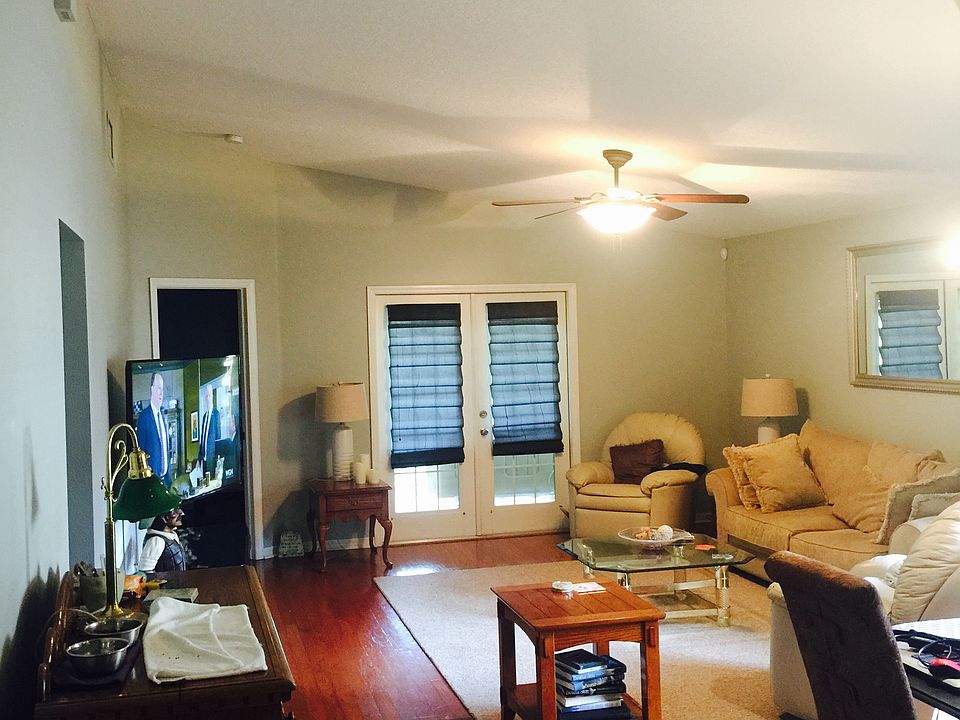 1st image of 920 24th Ave