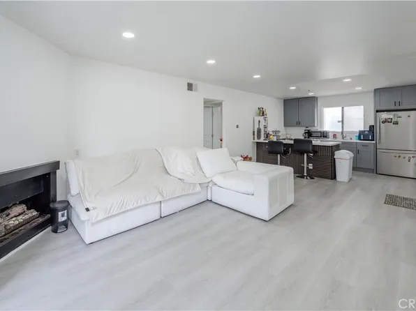 2803 S Fairview St Unit C, Santa Ana, CA 92704