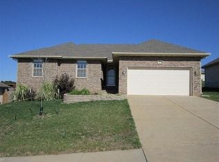 4446 N Toby Ave, Springfield, MO 65803