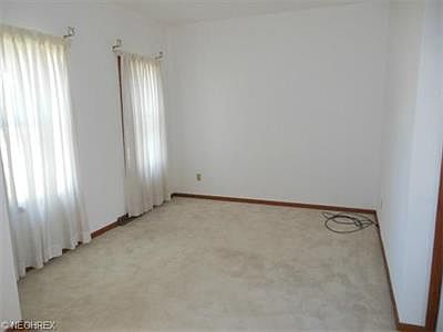 5th image of 4788 Gateway Dr