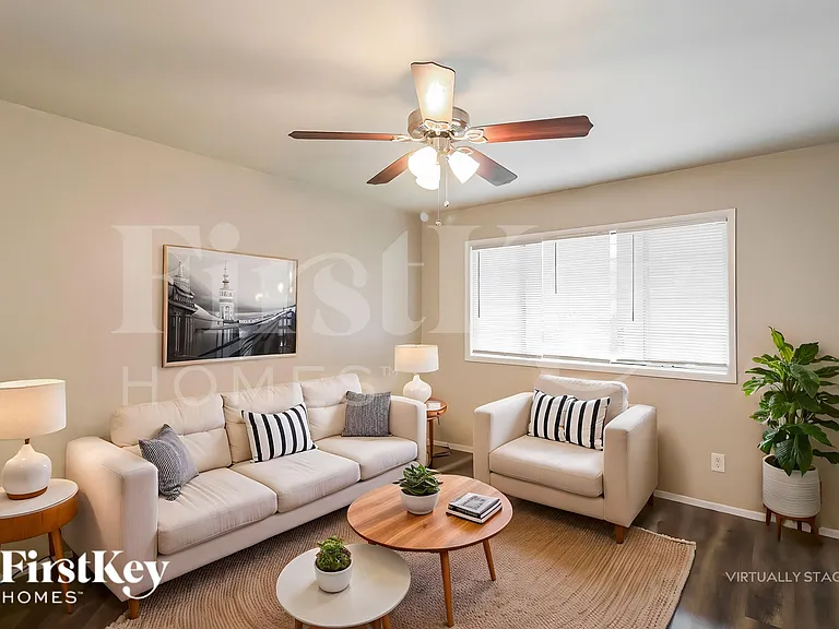 1199 Pineglen Dr — Photo 4