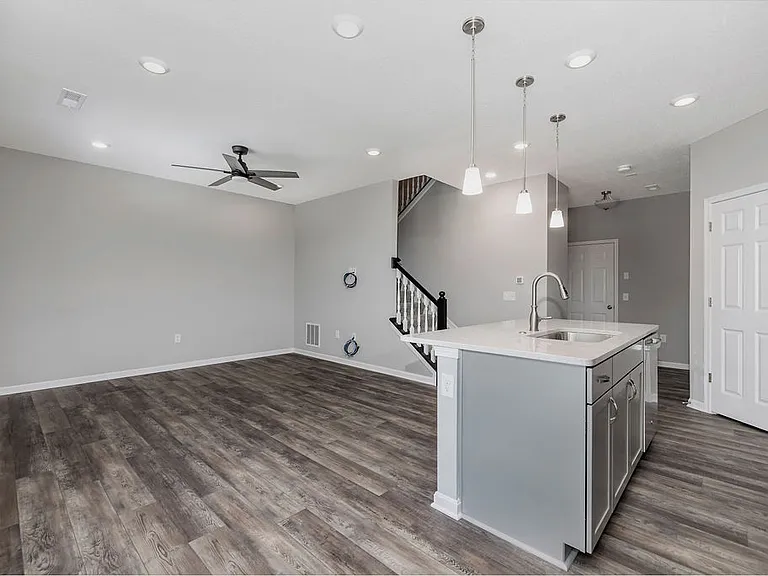 4868 Osprey Pointe Dr — Photo 10