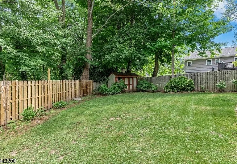 162 Mountainview Dr — Photo 34