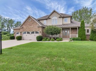 10080 Spring Lake Rd, Saint John, IN 46373