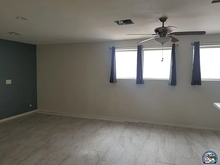 1276 Aurora Dr — Photo 11