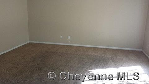 2nd image of 1505 Arnold St