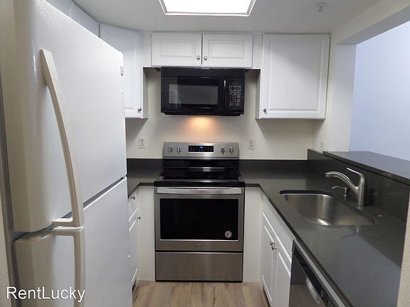 5th image of 1825 S 330th St APT B5