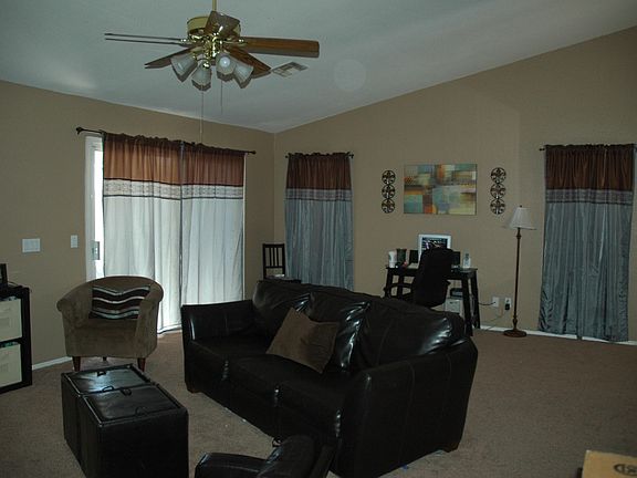 3rd image of 285 E Sherri Dr