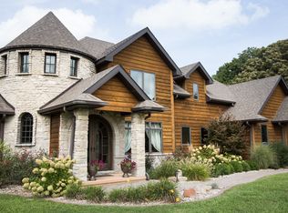 8305 Tolan Rd, Pleasant Plains, IL 62677