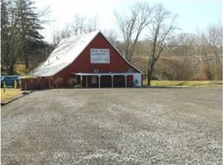 71 Parkview Rd, Nashville, IN 47448