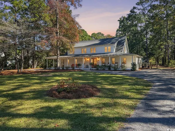 83 Hammock Ave., Pawleys Island, SC 29585