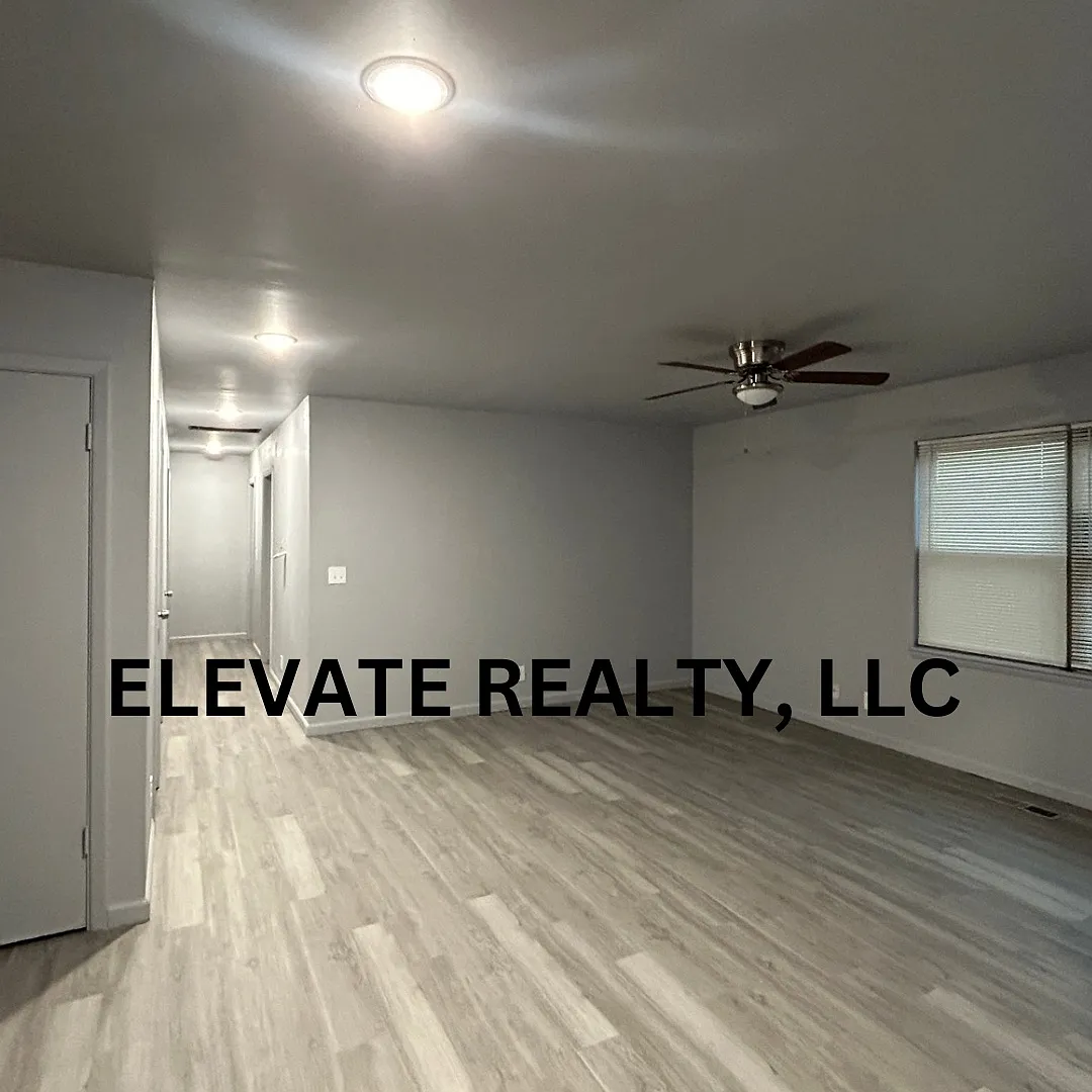 3 bed, 1197 sqft, $1,300 — Photo 2