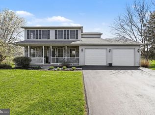 950 Piketown Rd, Harrisburg, PA