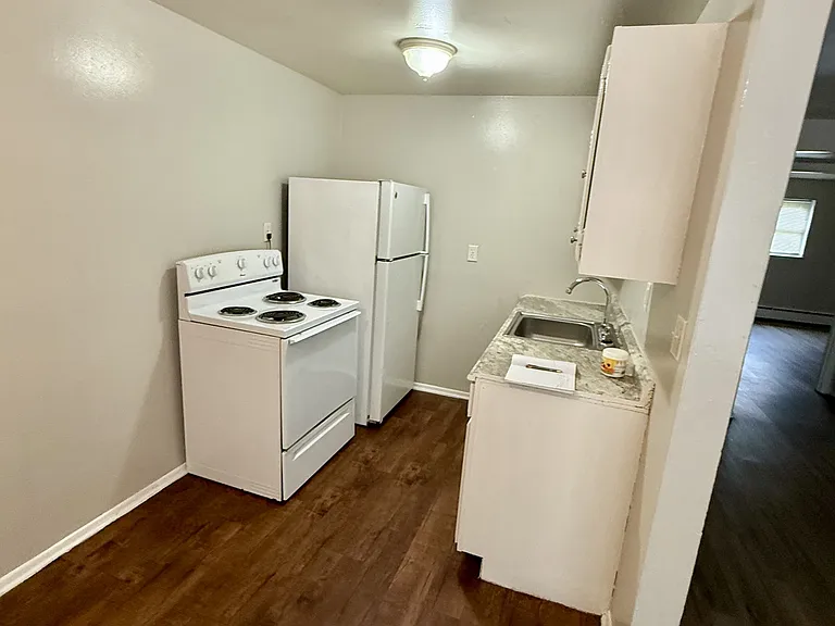 342 Lookout Ave — Photo 5