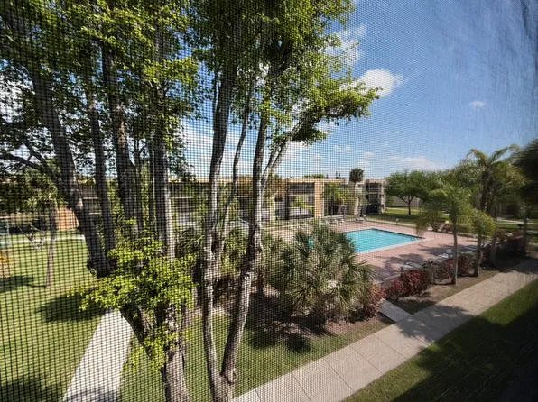 8415 SW 107th Ave APT 369W, Miami, FL 33173