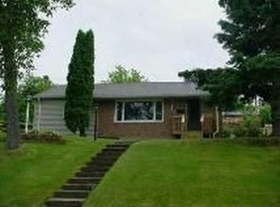 615 5th St NW, Chisholm, MN 55719