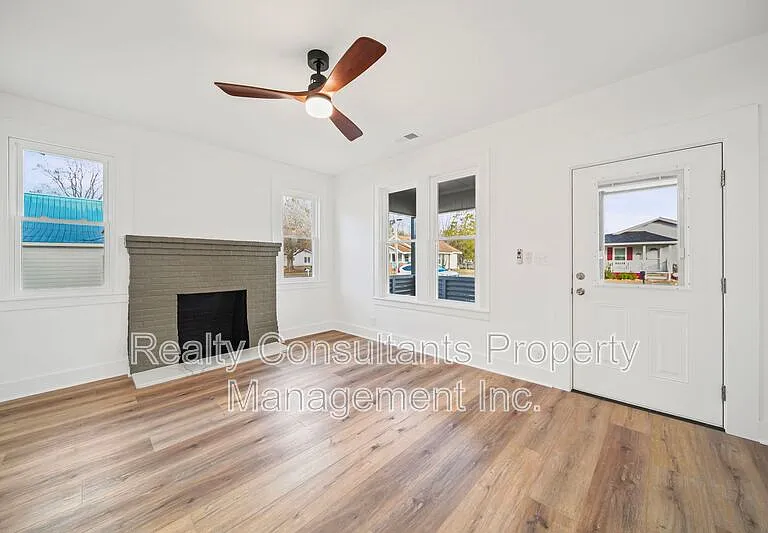 1703 Lowder St — Photo 8