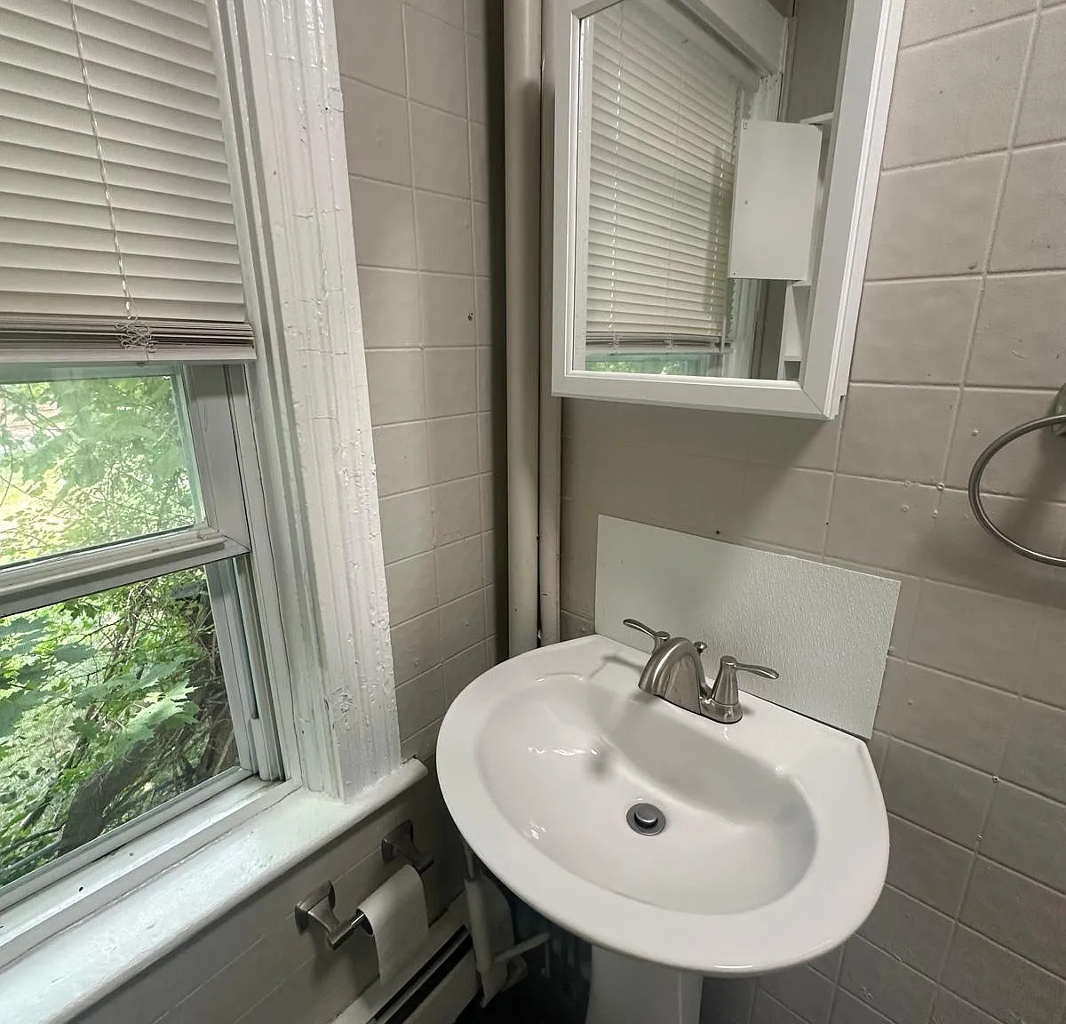 2 bed, 900 sqft, $1,495 — Photo 4