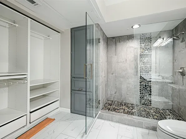 4242 N Capistrano Dr APT 224, Dallas, TX 75287