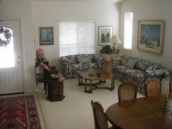 Living /dining room