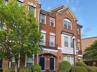 642 Claire Ln, Newport News, VA 23602