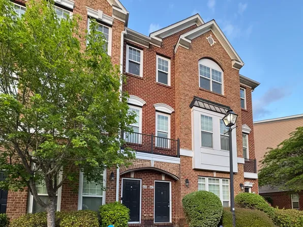 642 Claire Ln, Newport News, VA 23602