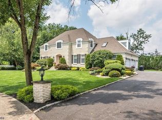 6 Vom Eigen Dr, Morristown, NJ 07960