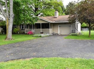 39463 Chestnut Ridge Rd, Elyria, OH 44035