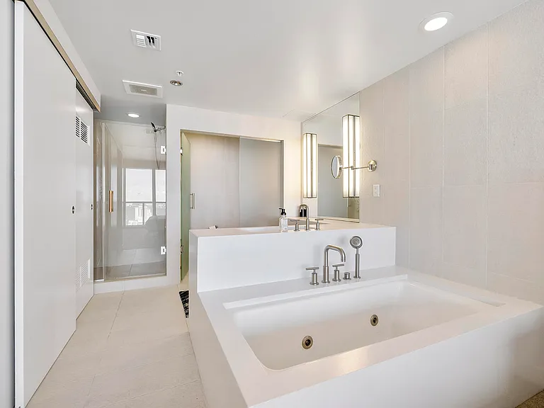 3101 Bayshore Dr #2406 — Photo 19