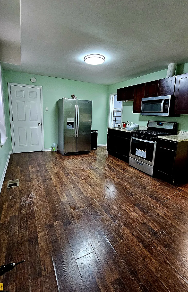Building Photo - 3721 S Honore St #1R