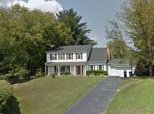 10318 Mountington Ct, Vienna, VA 22182