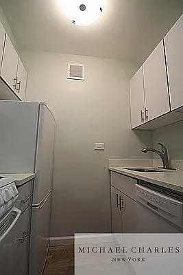 Rented by Michael Charles New York | media 15