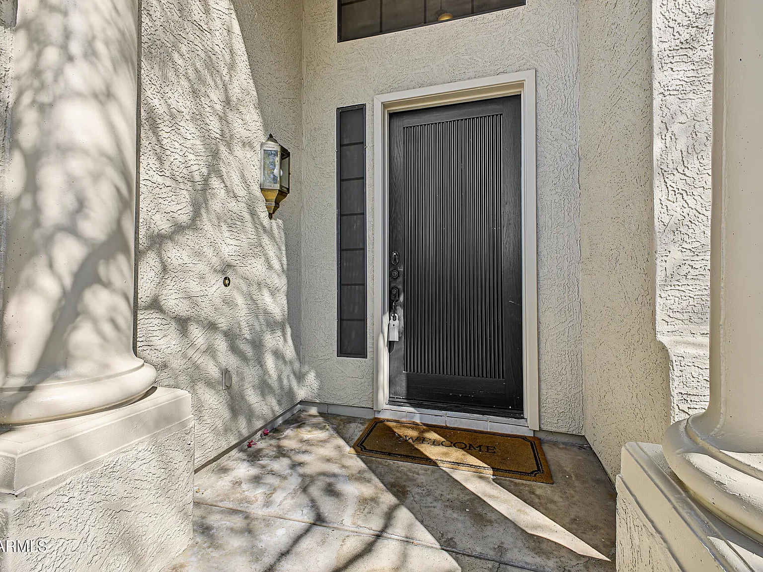 4 bed, 2566 sqft, $4,180 — Photo 4