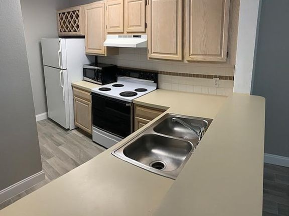 2nd image of 1885 Palm Cove Boulevard #10-309