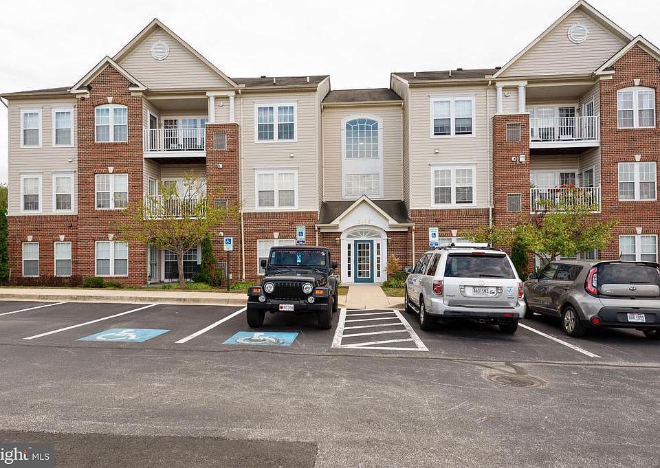 1st image of 2496 Amber Orchard Ct E Unit 302
