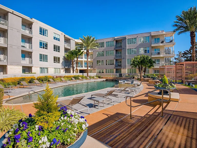 The amenity offering of Windsor Memorial has been tailored to serve all of your daily lifestyle needs