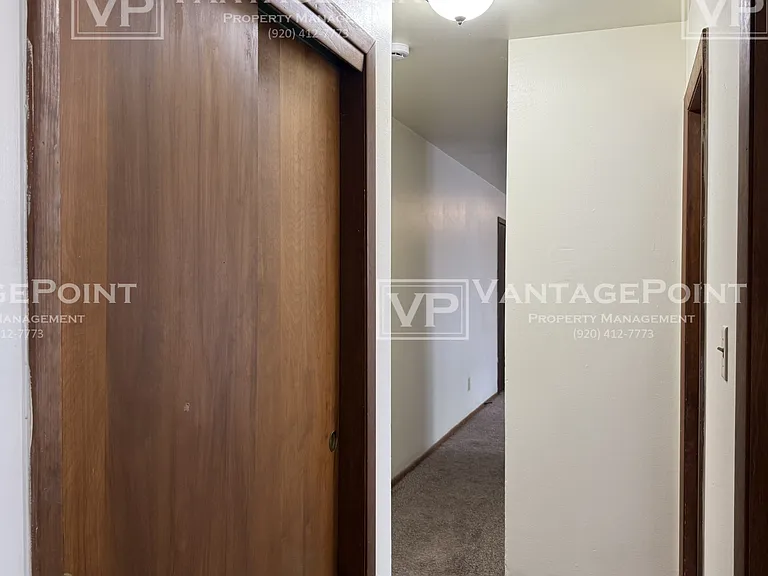 1269 Shawano Ave — Photo 8