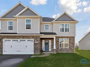 1013 Stoneleigh Rd, Perrysburg, OH 43551