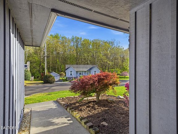 4th image of 234 Mount David Dr
