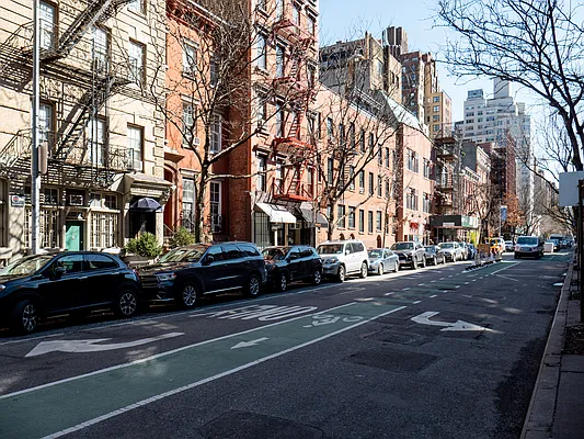 Rented by City Connections Realty | media 21