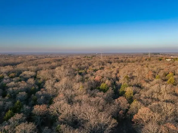 32441 Highland Rd, Tecumseh, OK 74873