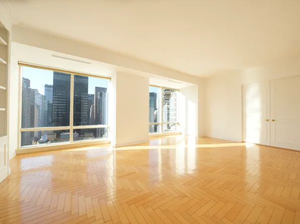 845 United Nations Plaza image 8 of 10