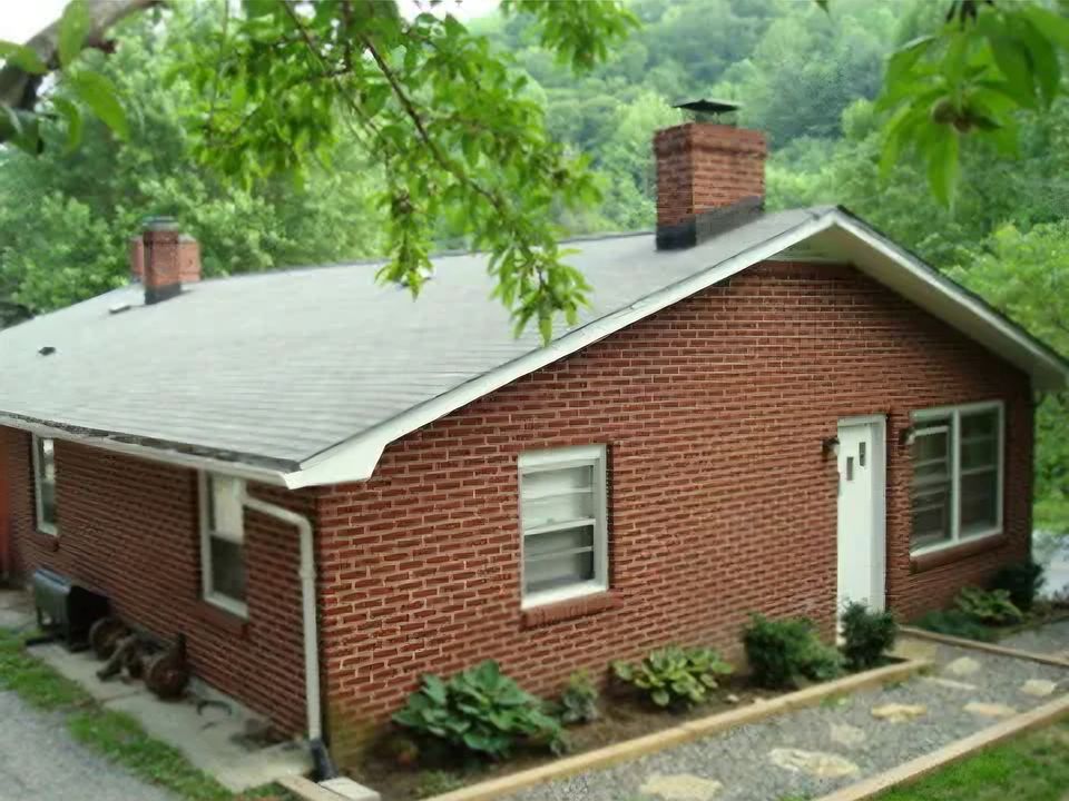 2nd image of 153 Payne Branch Rd #B
