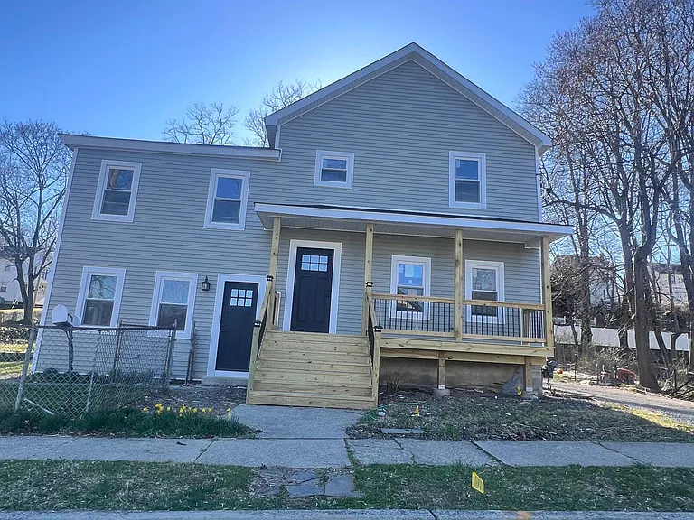 1 Brown Ave #A — Photo 1