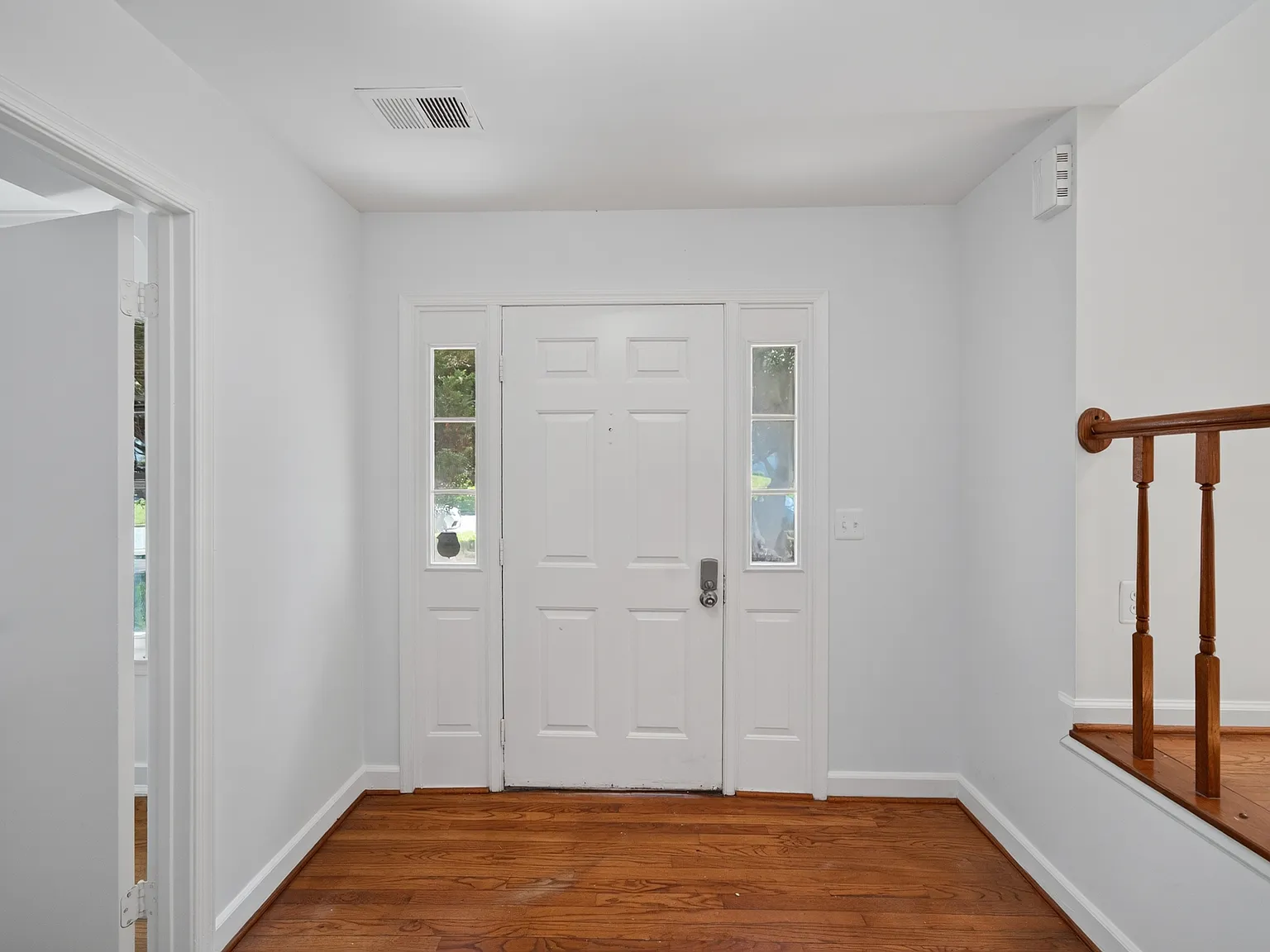 5 bed, 1592 sqft, $3,500 — Photo 3
