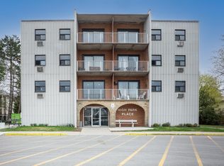 985 Maxwell St, Sarnia, ON N7S 4G2
