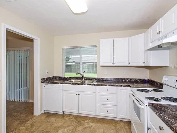 4th image of 706 Green Ct